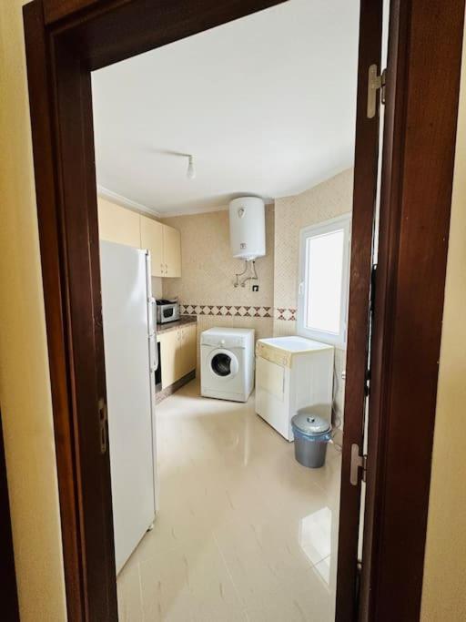 טנג'יר Apartamento Vacacional Achakar Playa&Piscina! מראה חיצוני תמונה